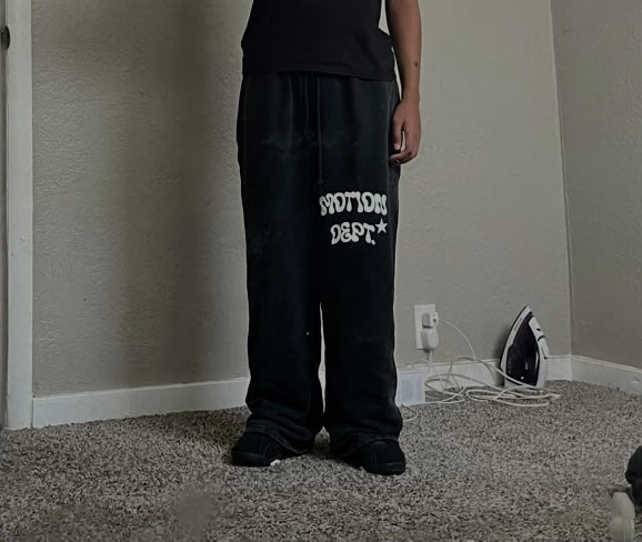 WIDE LEG MOTION DEPT PANTS